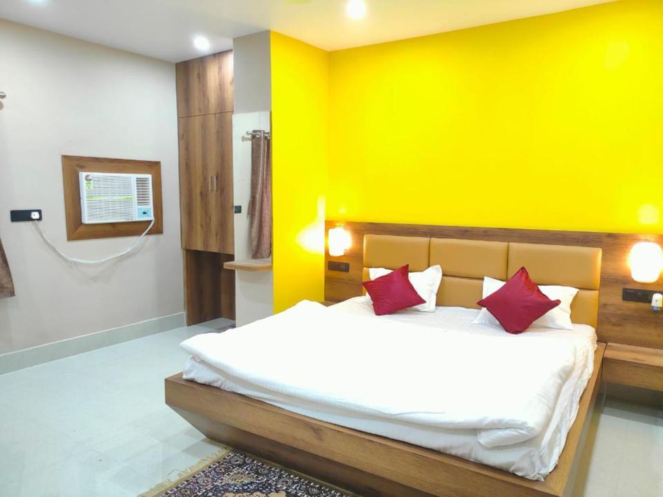 Hotel Vaishnavi Near Baba Dham Temple Deoghar Extérieur photo